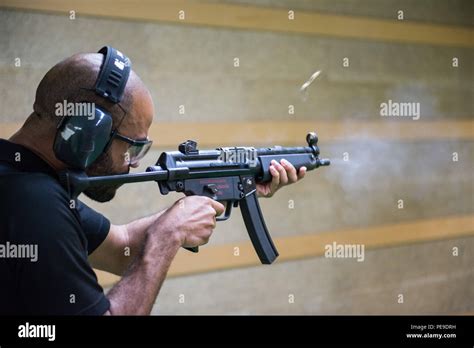 Heckler And Koch Mp5 High Resolution Stock Photography And Images Alamy