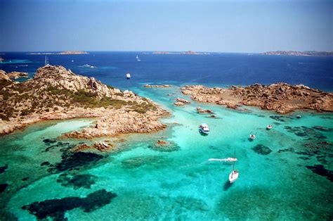 Hôtels, locations, courts ou longs séjours, circuits ou croisières, trouvez vos vacances en ligne avec voyages leclerc Archipel della maddalena Sardaigne | ♪ Archipel de la ...