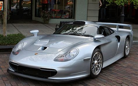 1997 Porsche 911 Gt1 996 Road Car Price And Specifications