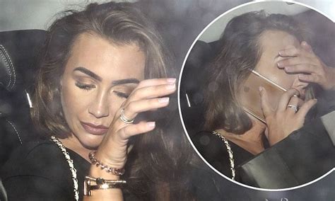 Lauren Goodger Looks Worse For Wear As She Exits Nightclub Daily Mail
