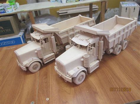 Wooden models | Wooden toys plans, Wooden toy cars, Wooden ...