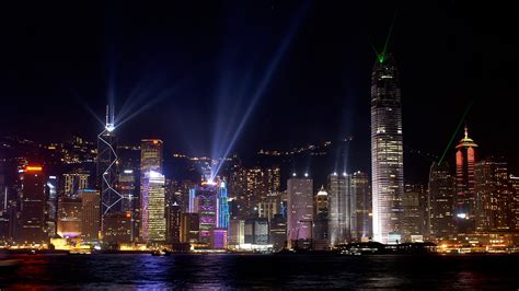 美麗的香港，城市夜景，摩天大樓，燈，海 電腦桌布 1920x1080 桌布下載