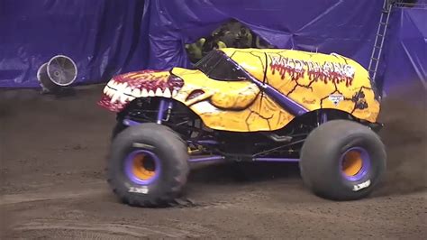 Monster Jam Trucks 2016 Donuts Compilation Youtube