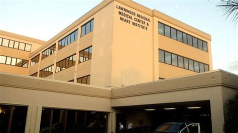Lawnwood Regional Medical Center In Fort Pierce On Lockdown Reports Say