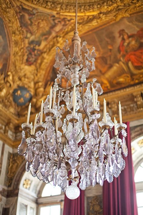 Chandelier Of Versailles Entouriste