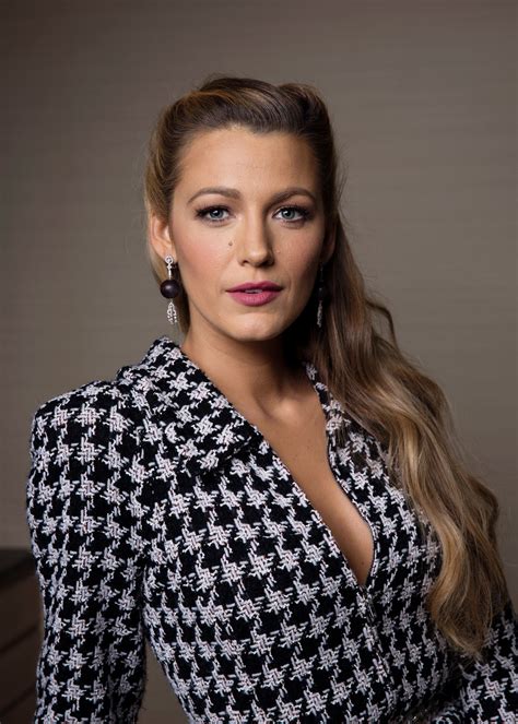 Green Lantern Blake Lively R Geekboners