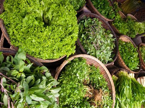 9 Tips To Eat More Leafy Greens That Will Make You Love Vegetables