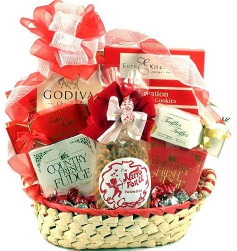 Shop our valentines day gifts for wives today! 15+ Valentine's Day Gift Basket Ideas For Husbands Or Wife ...