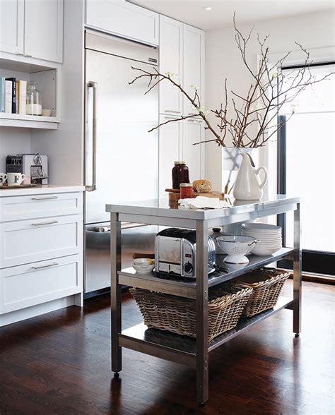 House And Home A Look Inside House And Home Editors Covetable Kitchens