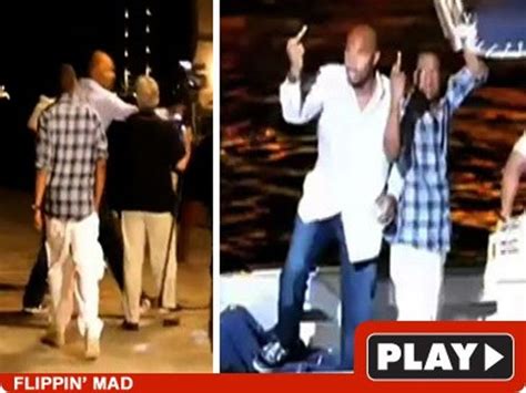 Jay Z Flips After Bodyguard Fights With Pap
