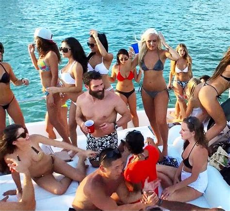 Fine If Dan Bilzerian Wants To Invite Me To One Of His Boat Parties I Ll Accept Barstool Sports