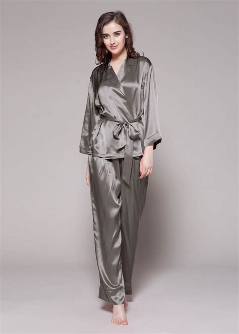 22 momme fold over classic silk pajama set in 2020 silk pajama set womens cotton sleepwear