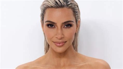 kim kardashian shows off her showstopping curves and glowing skin in these skintight skims looks