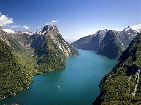 Milford Sound Fiordland New Zealand 1000 Lonely Places