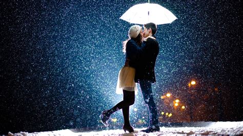 2560x1440 Couple Kiss In Snow 1440p Resolution Hd 4k Wallpapers Images Backgrounds Photos And