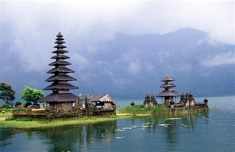 Tempat Wisata Favorit Di Bali Charisya Tour Travel