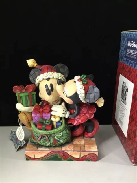 Disney Traditions A Christmas Kiss Disneys Mickey And Minnie Mouse Wbox