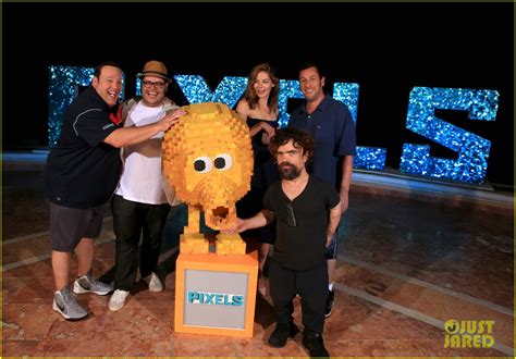 Michelle Monaghan And Adam Sandlers Pixels Releases More Footage In