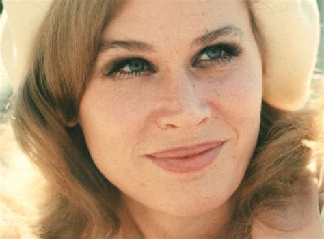 Easy Rider And Five Easy Pieces Actress Karen Black Dies From Cancer
