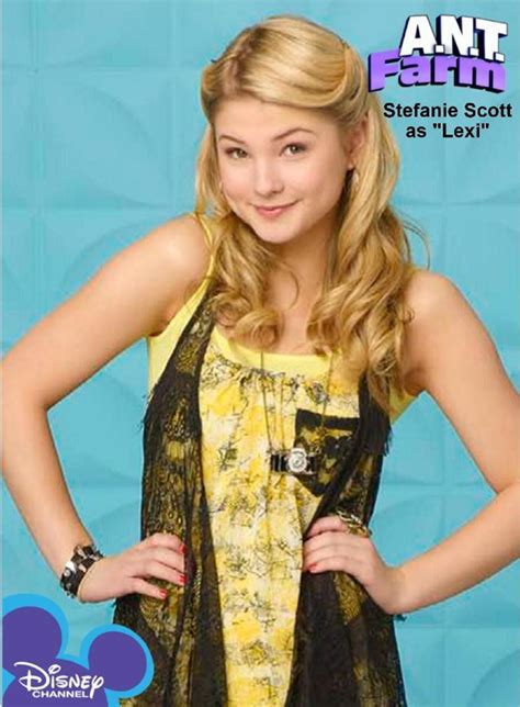 Stefanie Scott Ant Farm Bobs And Vagene