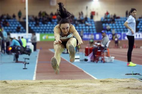 See full list on ondacero.es Villa de Madrid: brilla Husillos, se rompe Yunier, Dibaba ...