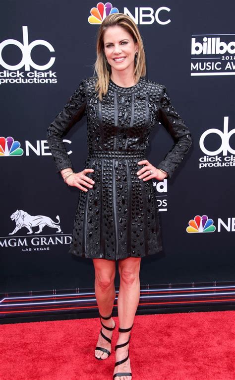 Natalie Morales From 2018 Billboard Music Awards Red Carpet Fashion