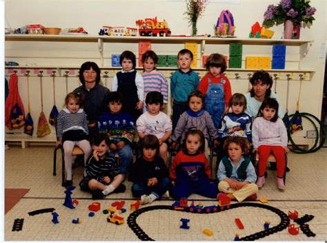 Photo De Classe Moyenne Section Maternelle De 1988 ECOLES PRIMAIRE