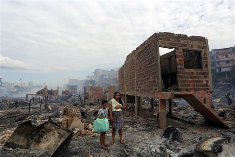 Fire Engulfs 600 Stilt Homes In Brazilian City Manaus Thousands Flee