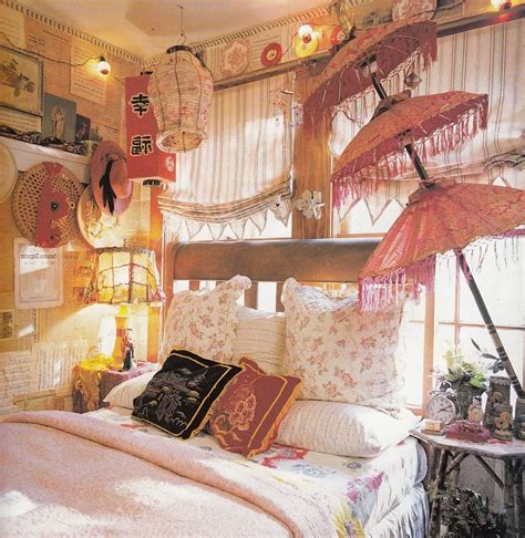 Bohemian Bedroom Decor - puentesentremundos.co | Bohemian bedroom design, Bohemian bedroom ...