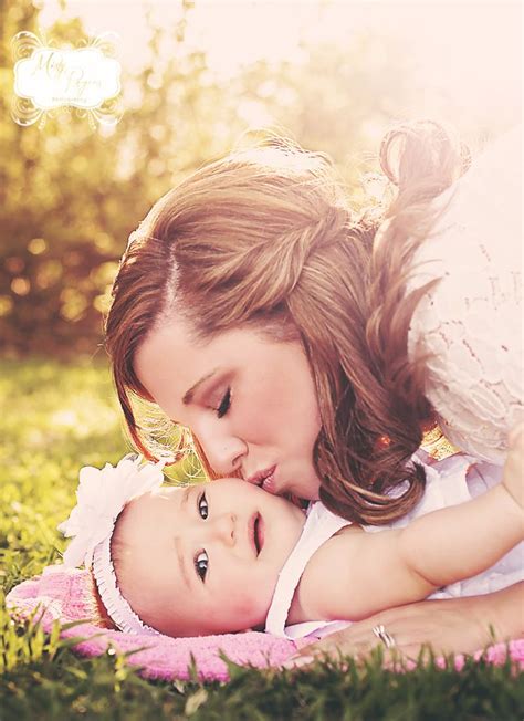 Special Moment In Time Mom And Me Photos Mommy Daughter Pictures Daughter Photo Ideas Mommy