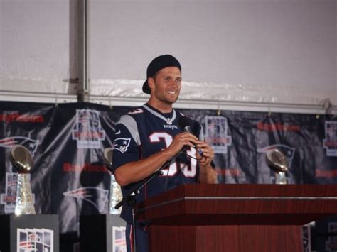 Ny Post Apparently Catches Tom Brady In The Buff Foxborough Ma Patch