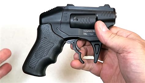 Firearm Review Standard Manufacturing S333 Thunderstruck Concealed