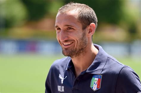 Juventus defender subbed off within 20 mins with apparent injury. Giorgio Chiellini: England have no chance in Brazil ...