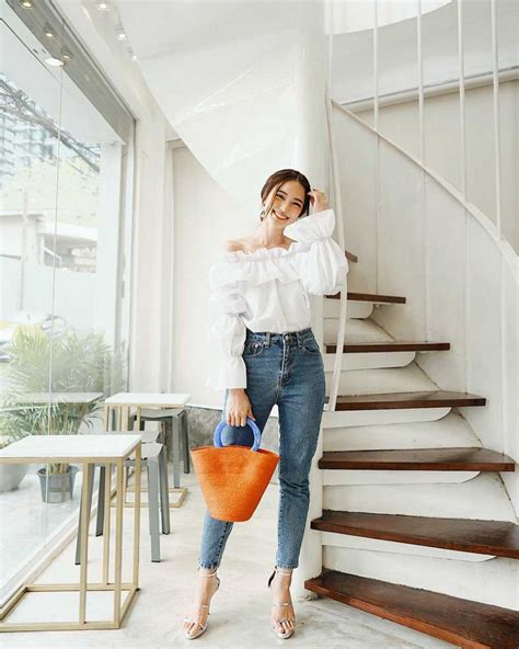 Negara atau wilayah yang memasok paling banyak adalah cina. 12 Inspirasi OOTD Warna Putih ala Bua Nalinthip, Mudah Ditiru!