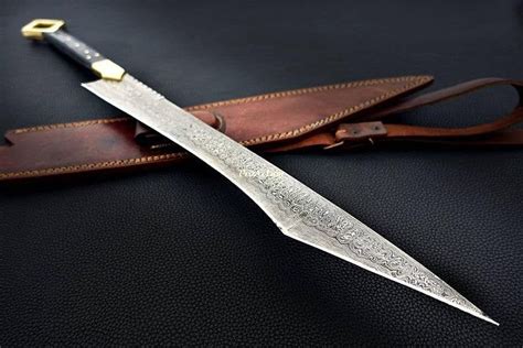Remarkable Hand Forged Sword Longsword 26 Damascus Etsy Damascus