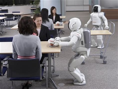 At full charge, the device can clean as much as 150 square meters, and give up to 120 minutes of work time. Honda ASIMO Robots Work Together To Serve: Science Fiction ...