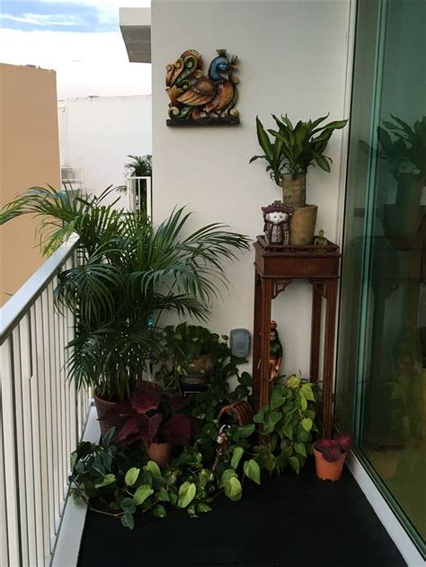 We love this diverse collection of plants featured at we now move on to balcony gardens with a bit more space. Apartment Balcony Garden Ideas Best Small Decorating Hgtv ...