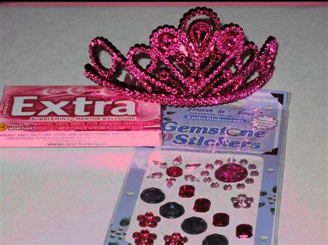 Pink Extra Gum Bubble Gum Flavor A Pink Hair Clip Crown Flickr