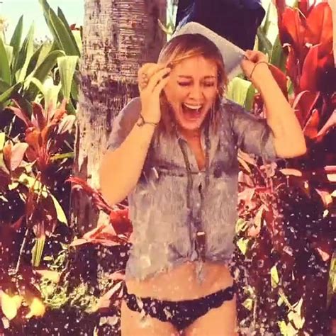 Pop Minute Hilary Duff Bikini Ice Bucket Challenge Photos Photo