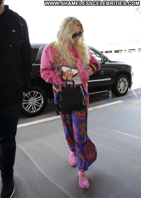 Lax Airport Kesha Angel Los Angeles Paparazzi Beautiful Posing Hot Lax