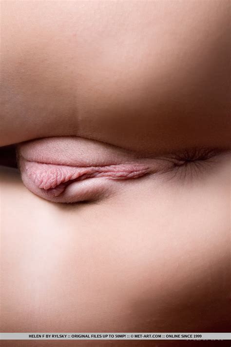 Helen F In Doux By Met Art 16 Photos Erotic Beauties