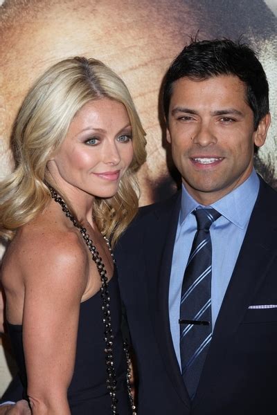 Kelly Ripa And Mark Consuelos Pictures Cop Out Movie Premiere Red