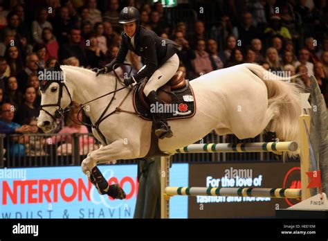 Usas Laura Kraut Riding Cavalia Competes Hi Res Stock Photography And