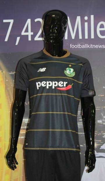 The club's senior team competes in the league of ireland premier division and it is the most successful club in the republic of ireland. New Balance Shamrock Rovers Away Shirt 2016 | Football Kit ...