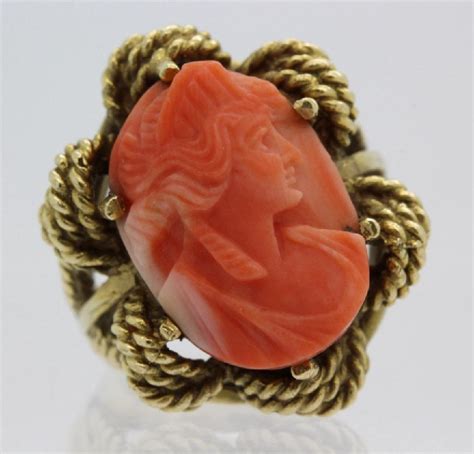 Vintage Pink Coral Cameo Ring 14k Gold And Carved Antique Cameos