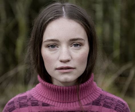 Every song was a classic getting the crowd to go wild. Sigrid Raabe - Bio, Facts, Family Life of Norwegian Singer