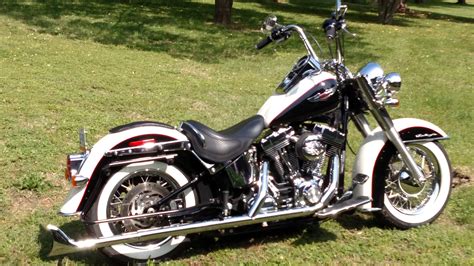 2011 Harley Davidson Flstn Softail Deluxe Vivid Black And Antique