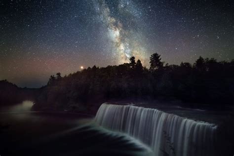 The Most Stellar Places For Stargazing In Michigan Michigan