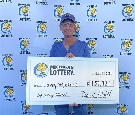 Mid-Michigan man wins $157,721 playing Fantasy 5