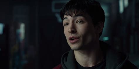 The flash 2018 movie trailer barry allan(ezra miller) working in his lab during a storm one night, a bolt of lightning strikes a tray of. 'The Flash' Movie Suffers Another Set Back: News, Release ...